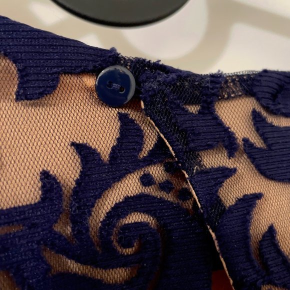 H&M - Navy Blue Full Sleeve Bodycon Lace Dress - Picture 6 of 6